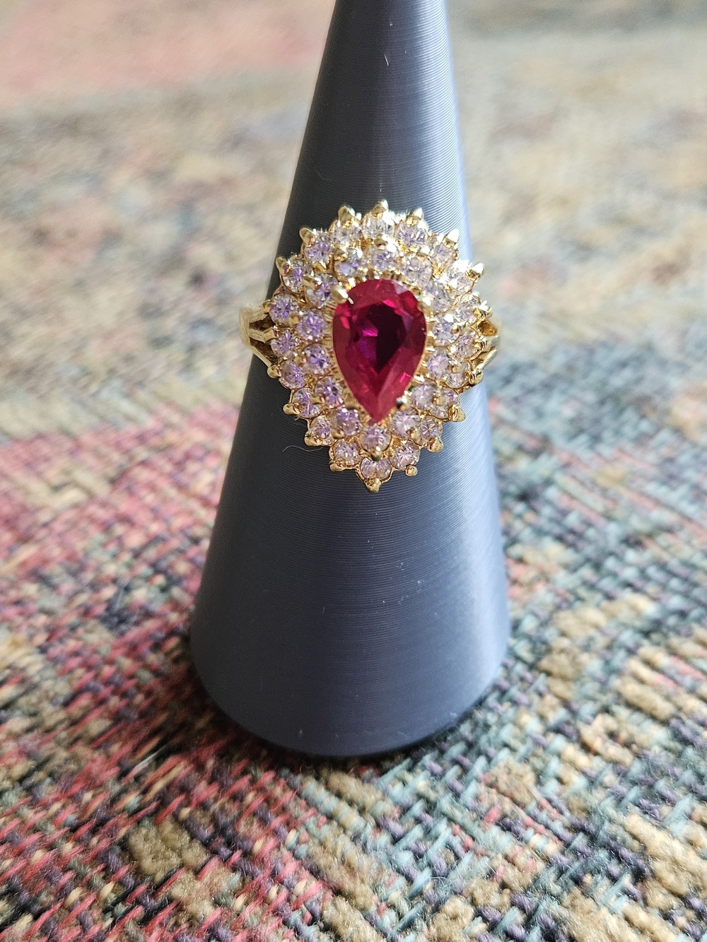 Vintage Gold Pear-Shaped Ruby & Clear Halo Ring - Red, Gold. Size 8